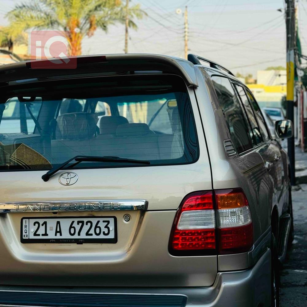 تويوتا لاندكروزر